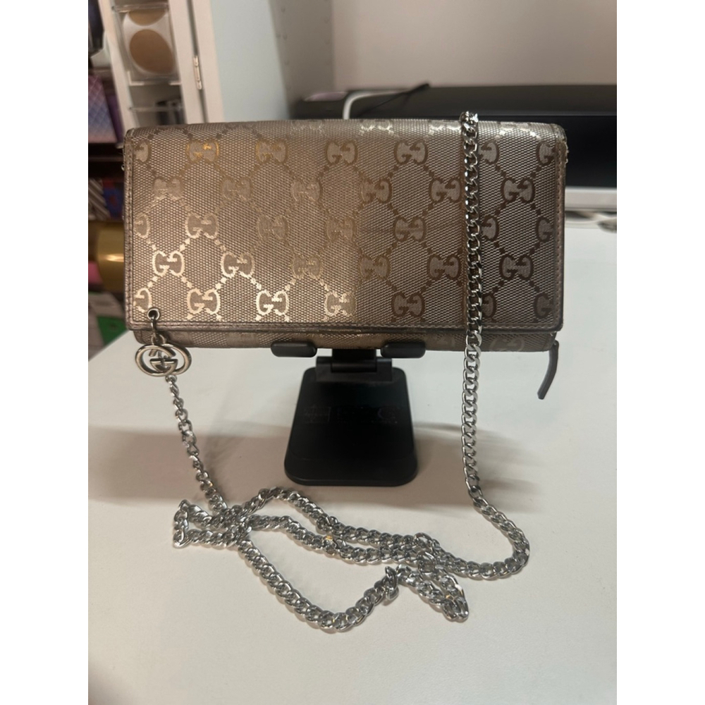Women's Gucci Wallet on Chain Gold - Picture 2 of 13